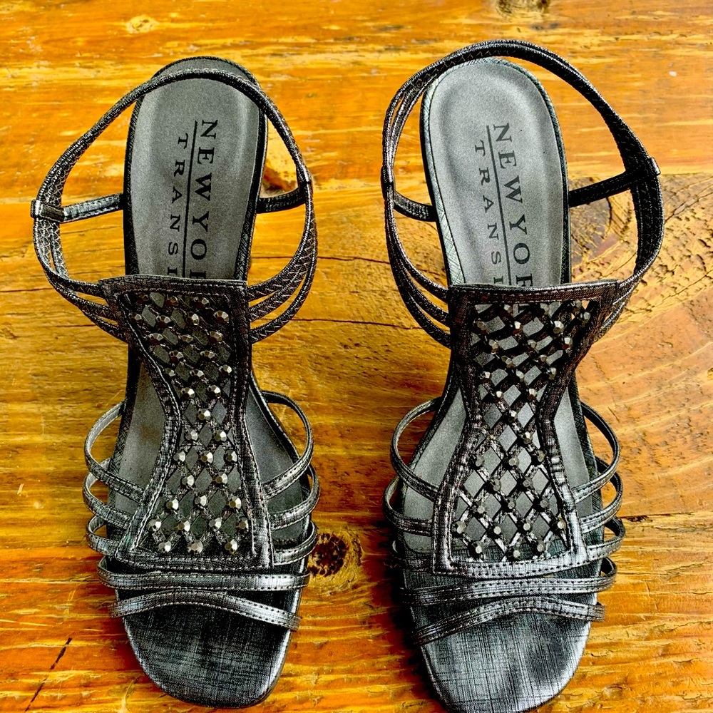 New York Transit jeweled gray sandals